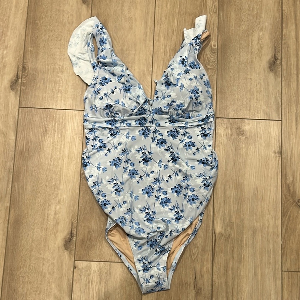 NWT A Pea in the Pod Light Blue Floral Maternity One-Piece Swimsuit